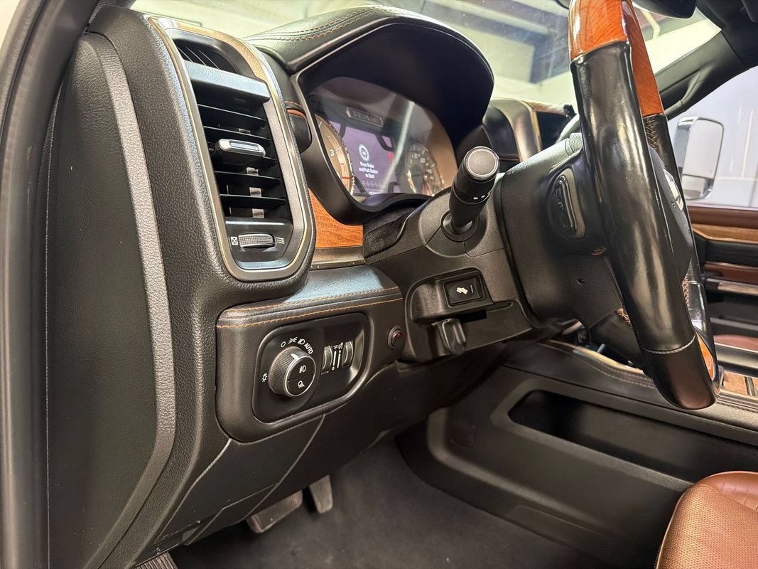 Used 2020 RAM 3500 Limited AWD/4WD image 28