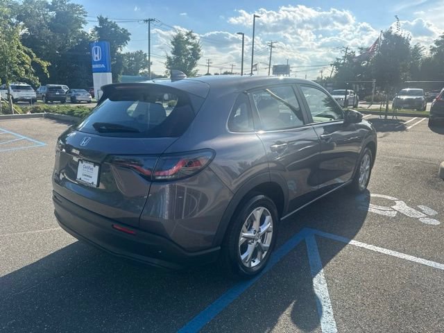 Used 2023 Honda HR-V LX image 8