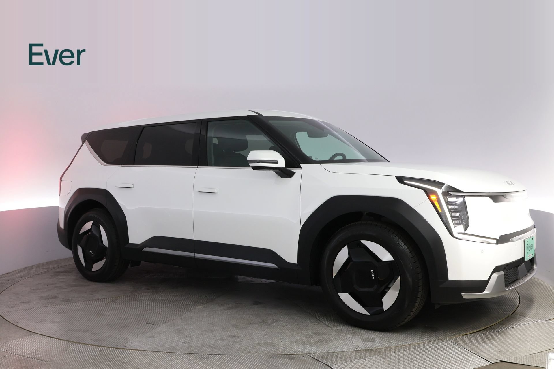 Used 2024 Kia EV9 Light Long Range RWD image 14