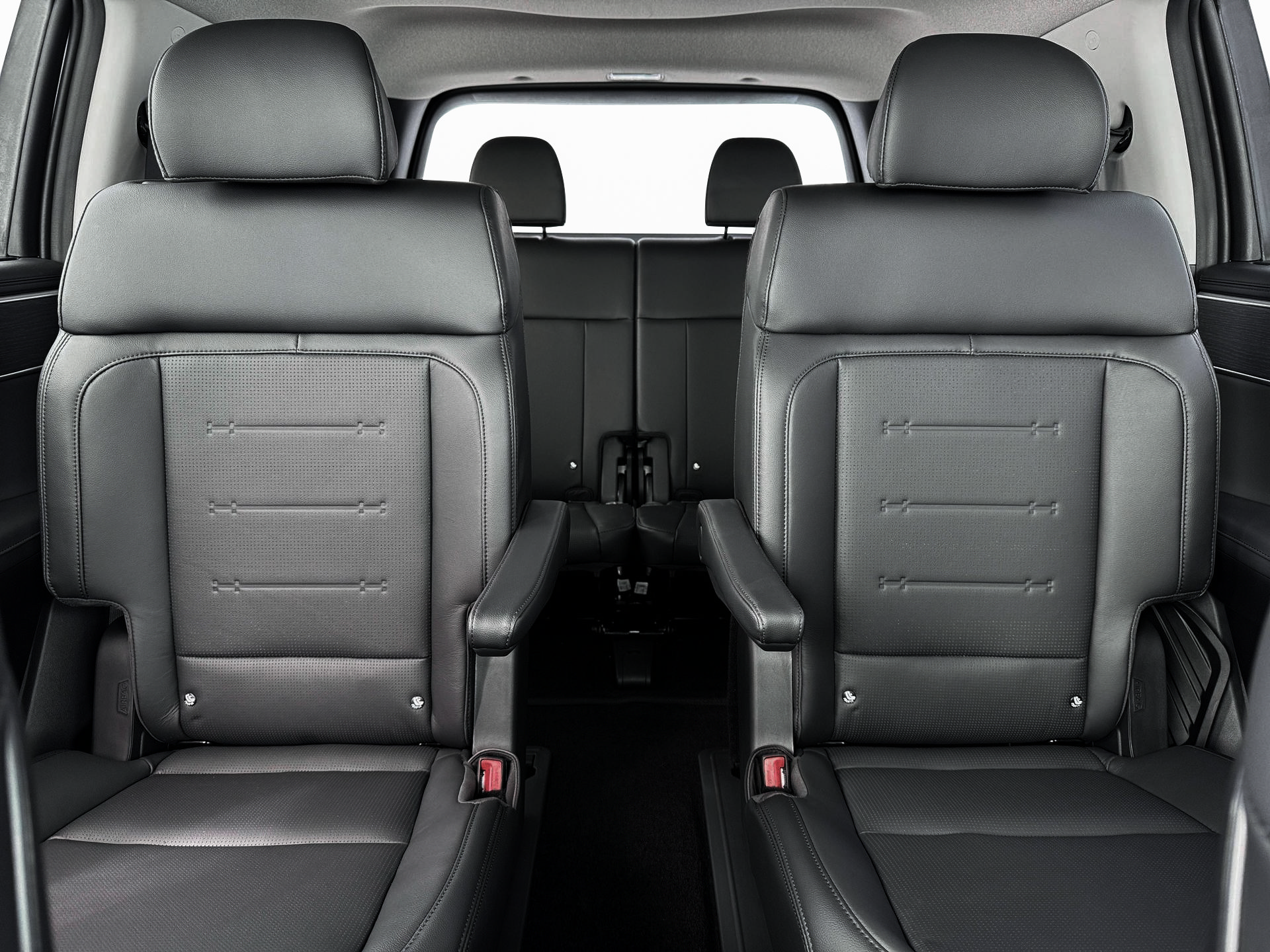 New 2026 Hyundai Santa Fe Limited AWD/4WD image 35