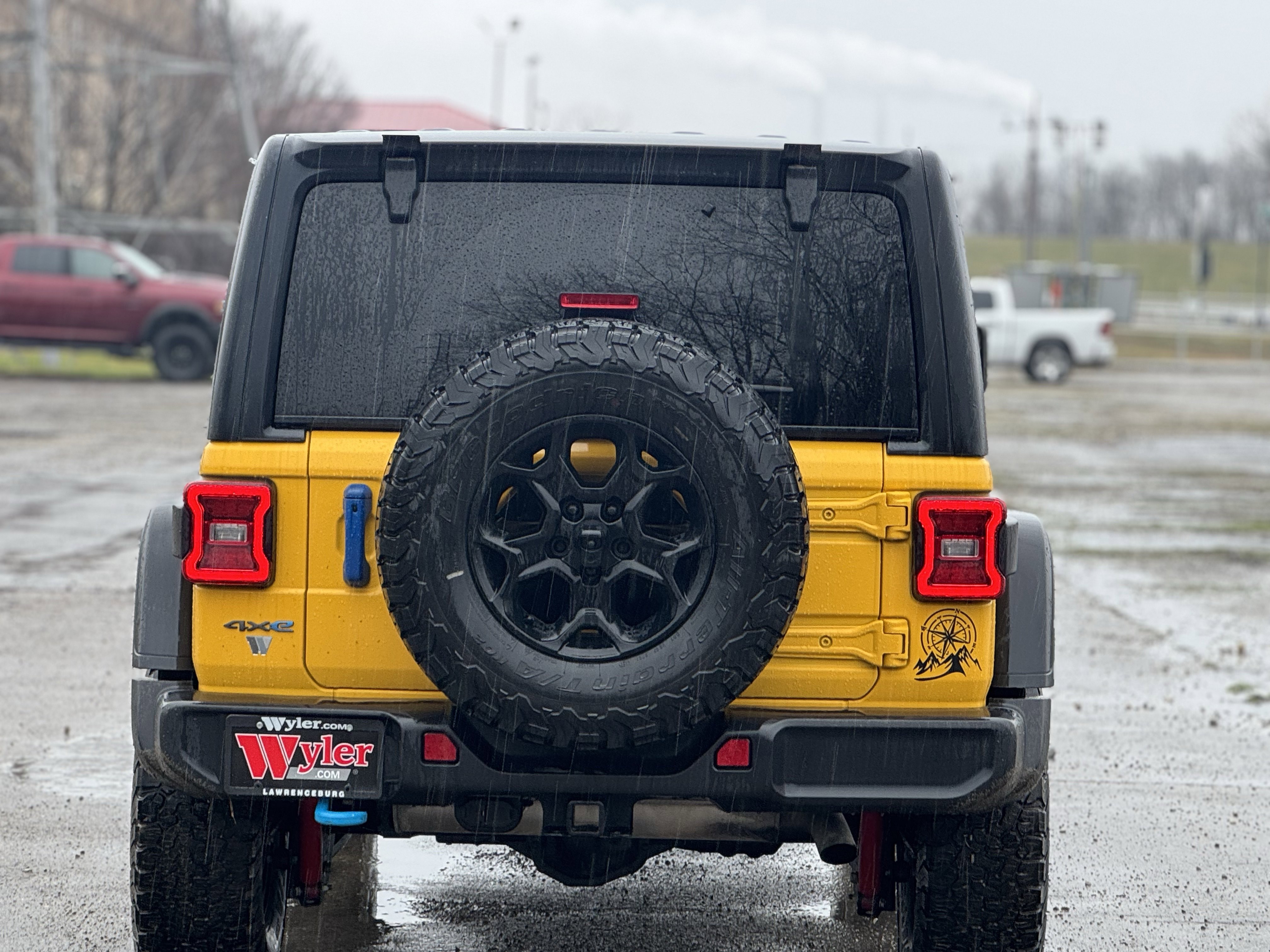 Used 2021 Jeep Wrangler Unlimited Rubicon 4xe w/ Cold Weather Group image 7