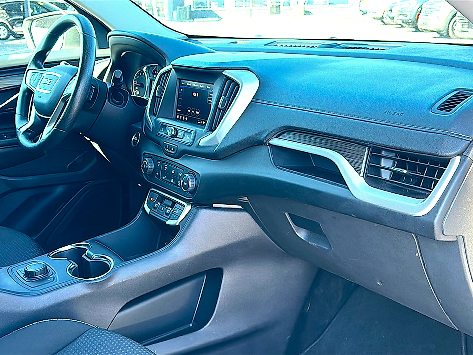 Used 2024 GMC Terrain SLE FWD image 23