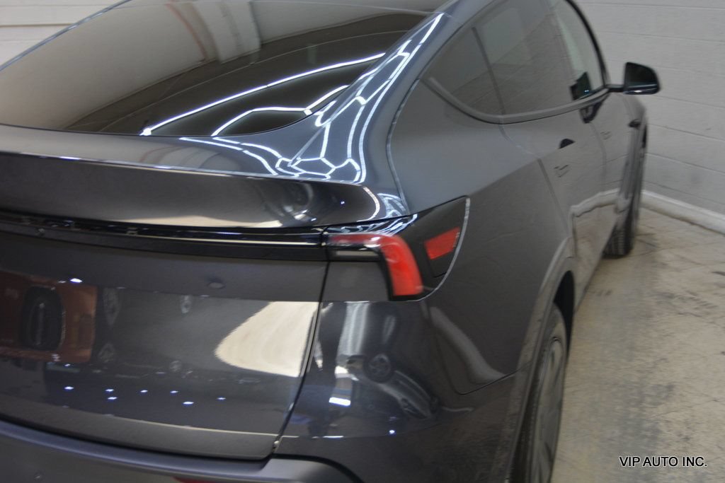 Used 2026 Tesla Model Y 2WD image 10