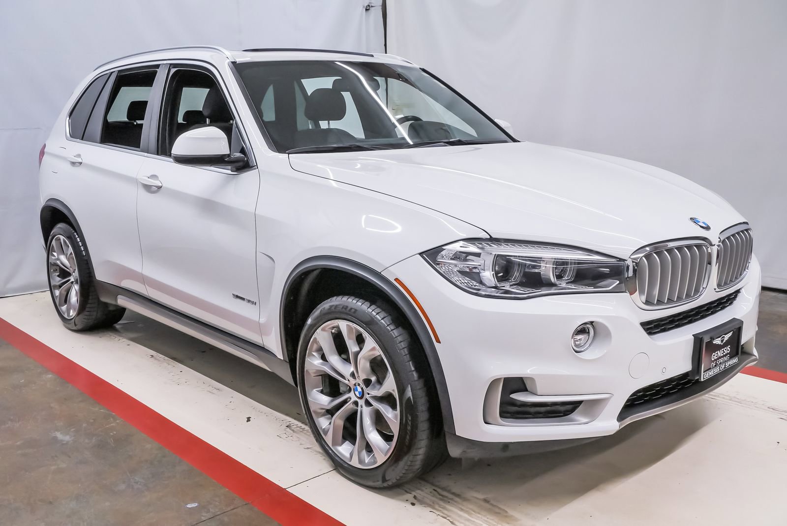 Used 2018 BMW X5 sDrive35i w/ M Sport Package image 5