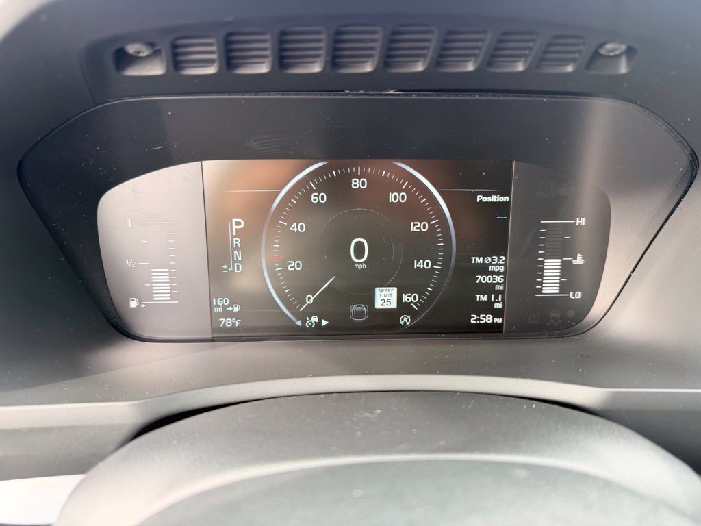 Used 2018 Volvo XC90 T5 Momentum w/ Convenience Package AWD/4WD image 30