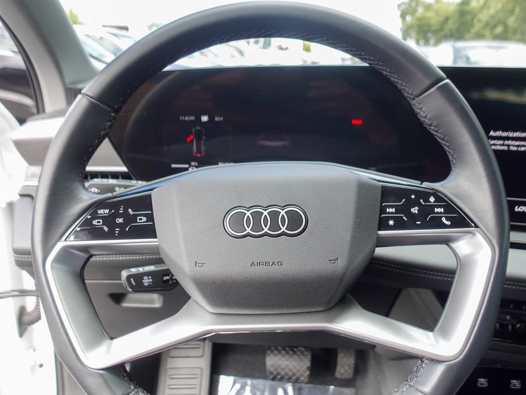 Used 2025 Audi Q6 e-tron Premium AWD/4WD image 10