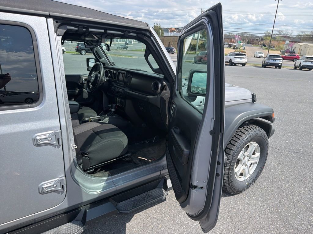 Used 2021 Jeep Wrangler Unlimited Sport image 22