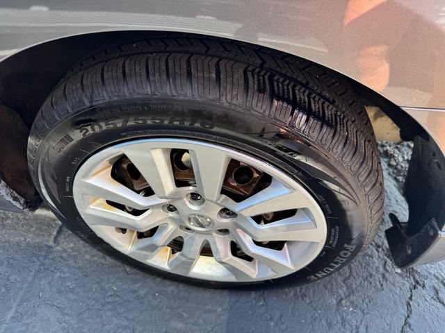 Used 2018 Nissan Sentra SV w/ Premium Package (P01) FWD image 31