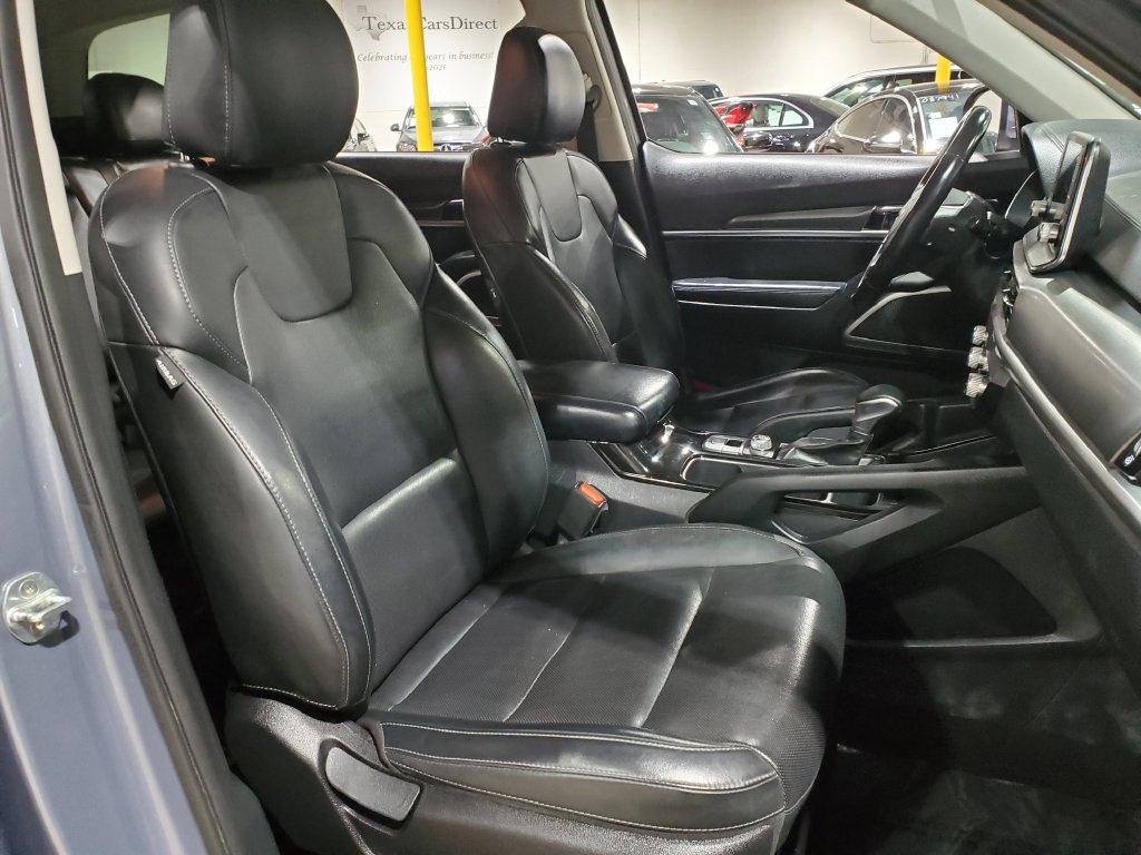 Used 2021 Kia Telluride LX FWD image 14