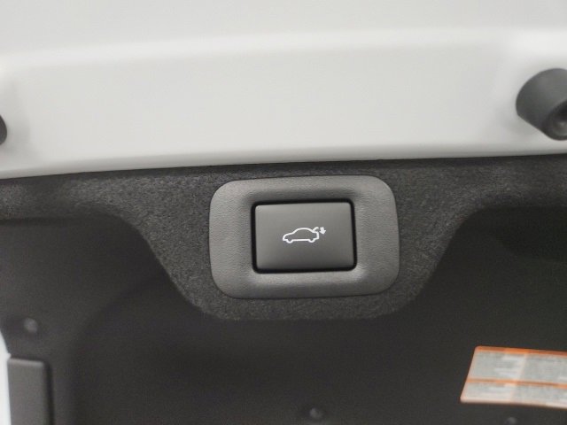 New 2026 Toyota Crown Platinum image 15