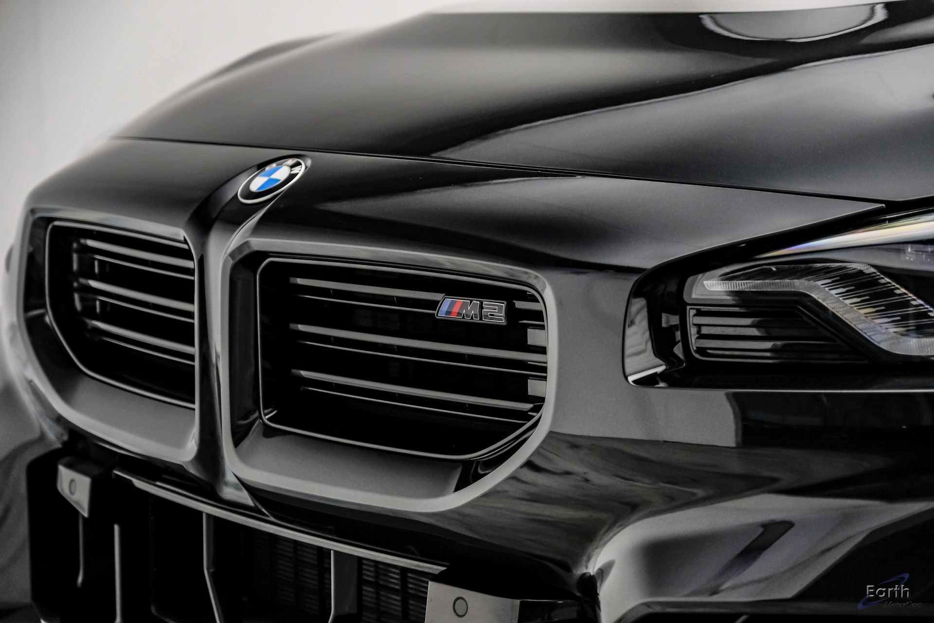 Used 2025 BMW M2 w/ Carbon Package RWD image 32