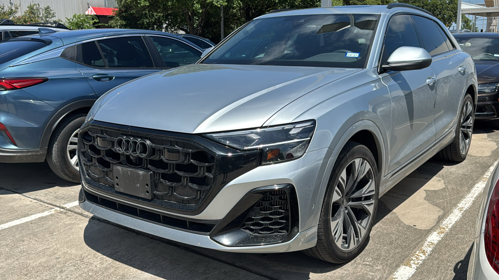 Used 2025 Audi Q8 Premium Plus AWD/4WD image 3