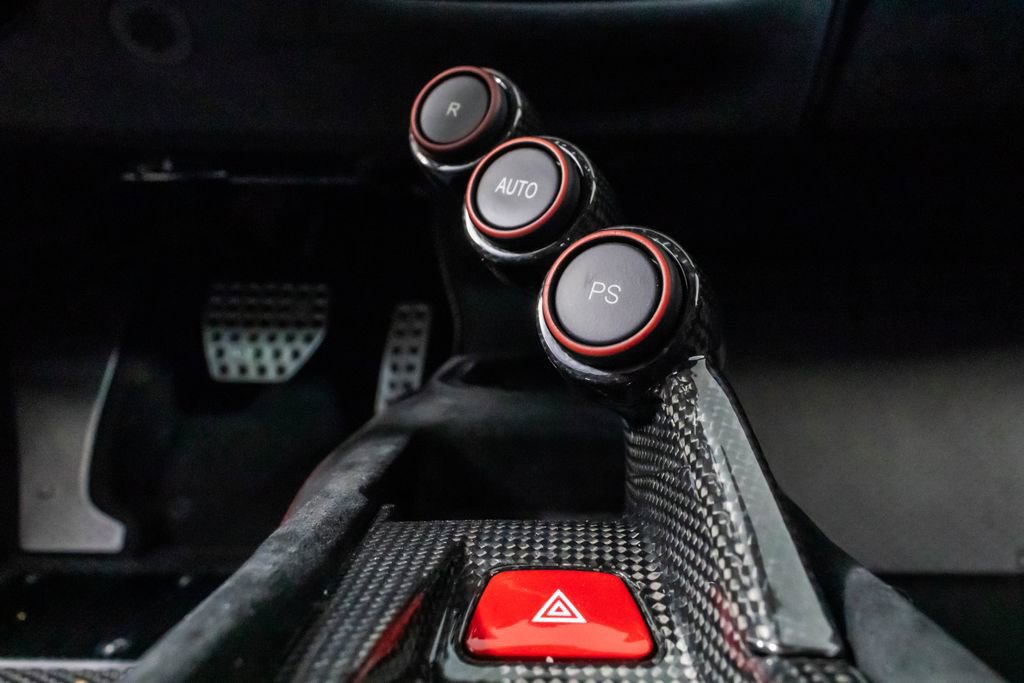 Used 2019 Ferrari 488 Pista Coupe image 4