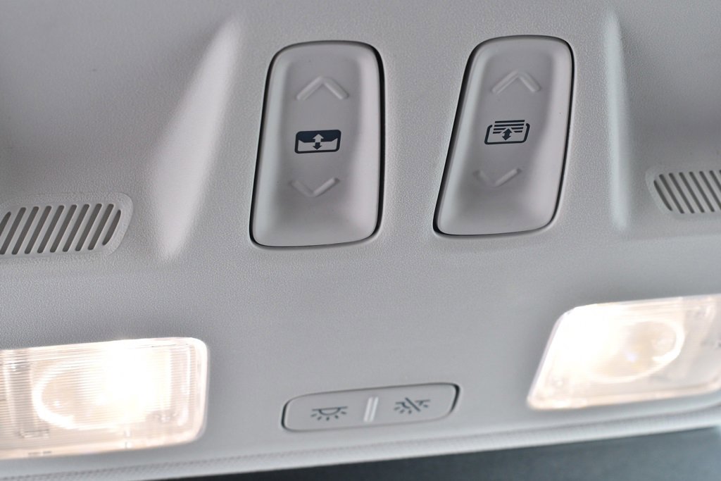 New 2025 Ford Escape SE w/ PHEV Premium Package image 36