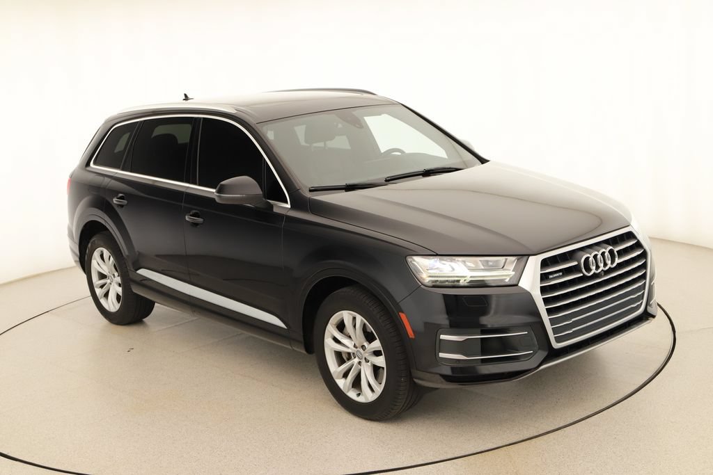 Used 2019 Audi Q7 3.0T Premium Plus w/ Premium Plus Package AWD/4WD image 36
