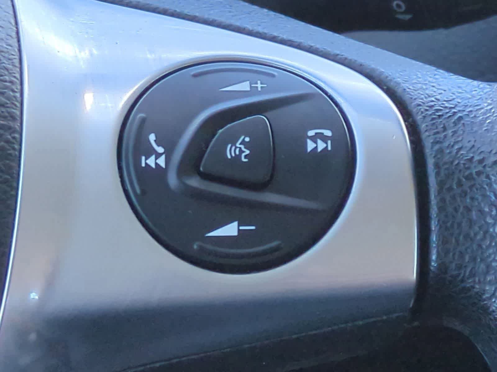 Used 2014 Ford Focus SE w/ SE Winter Package FWD image 24