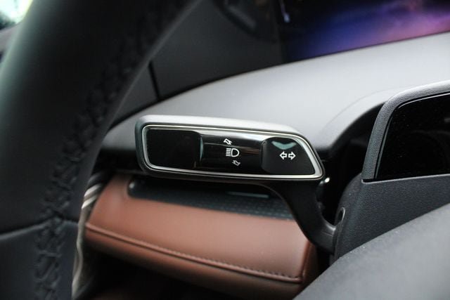 New 2026 Lincoln Nautilus Reserve AWD/4WD image 13