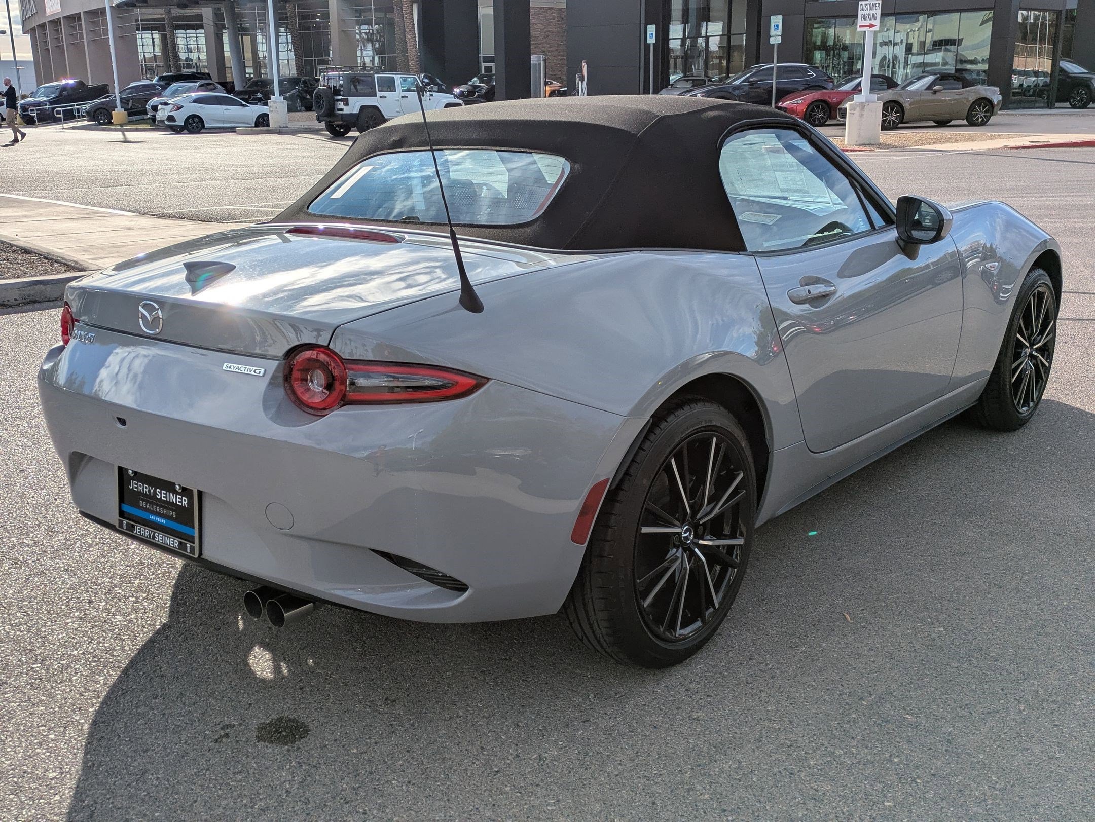 New 2025 MAZDA MX-5 Miata Grand Touring image 5