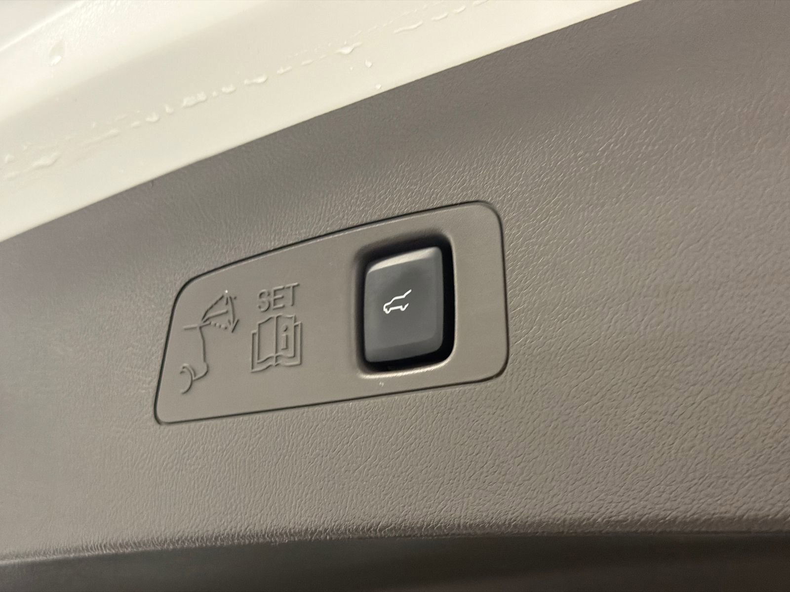 Used 2022 Lincoln Corsair Grand Touring image 9