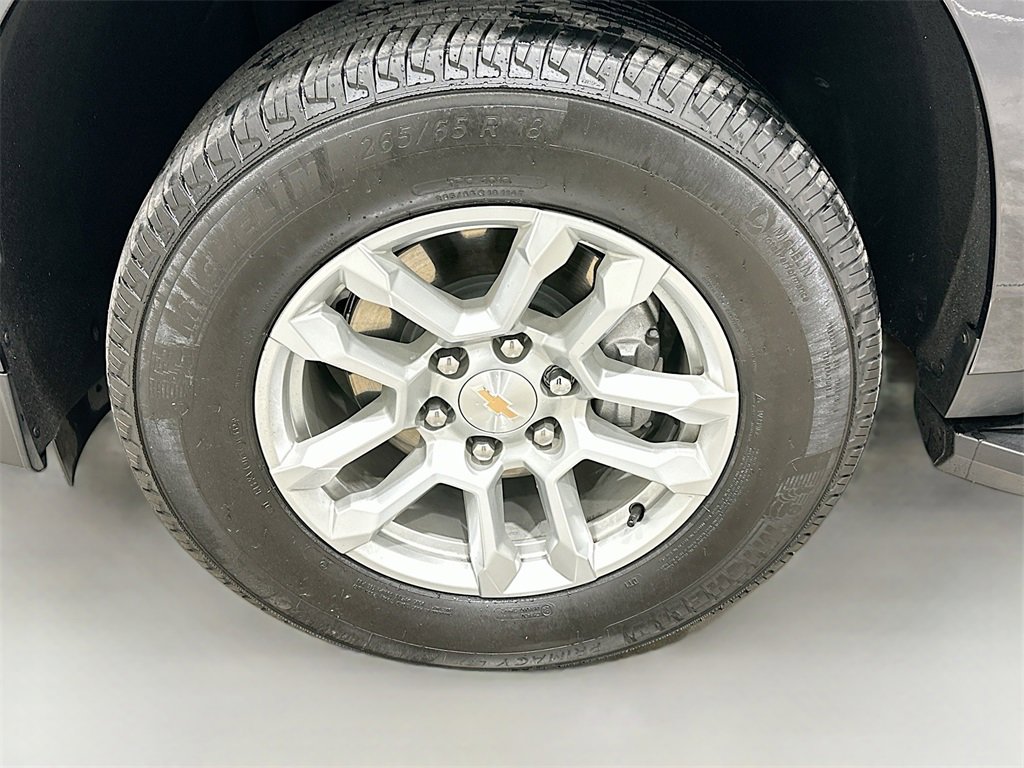 Used 2025 Chevrolet Tahoe LT image 33