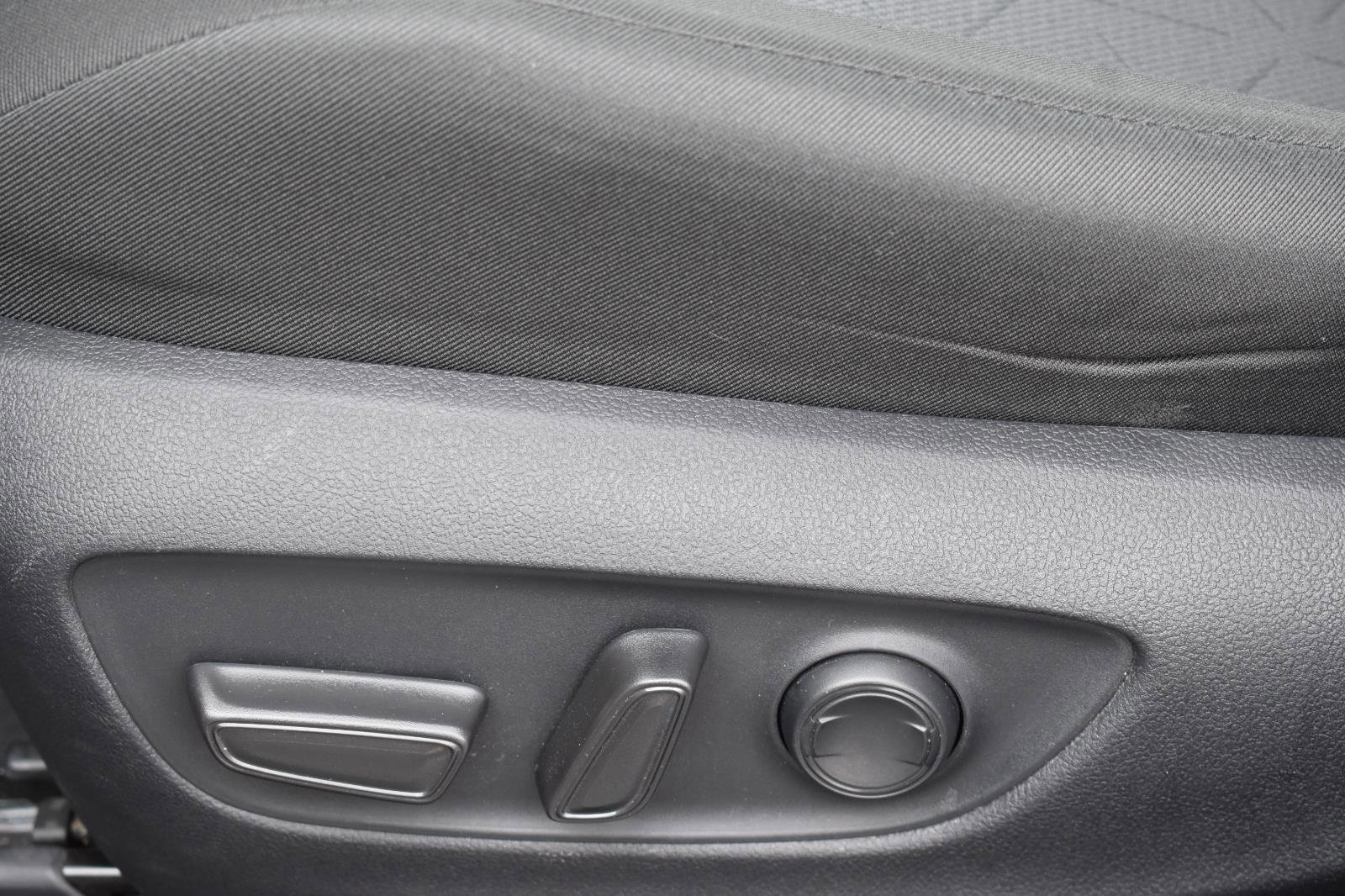 Used 2025 Toyota RAV4 XLE w/ Convenience Package AWD/4WD image 22