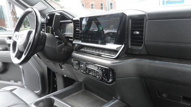 Used 2024 Chevrolet Silverado 2500 LTZ w/ LTZ Plus Package AWD/4WD image 25