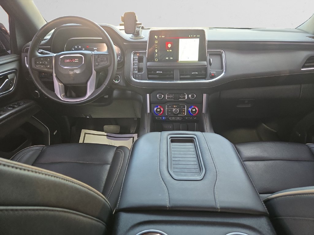 Used 2024 GMC Yukon XL SLT w/ SLT Premium Package AWD/4WD image 10