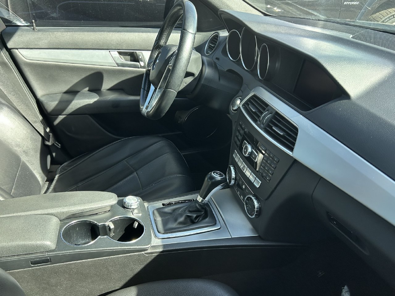 Used 2012 Mercedes-Benz C 250 Sedan image 8
