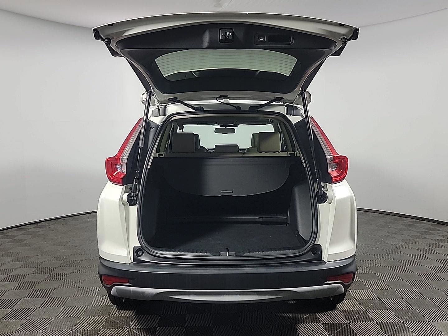 Used 2017 Honda CR-V EX-L image 6