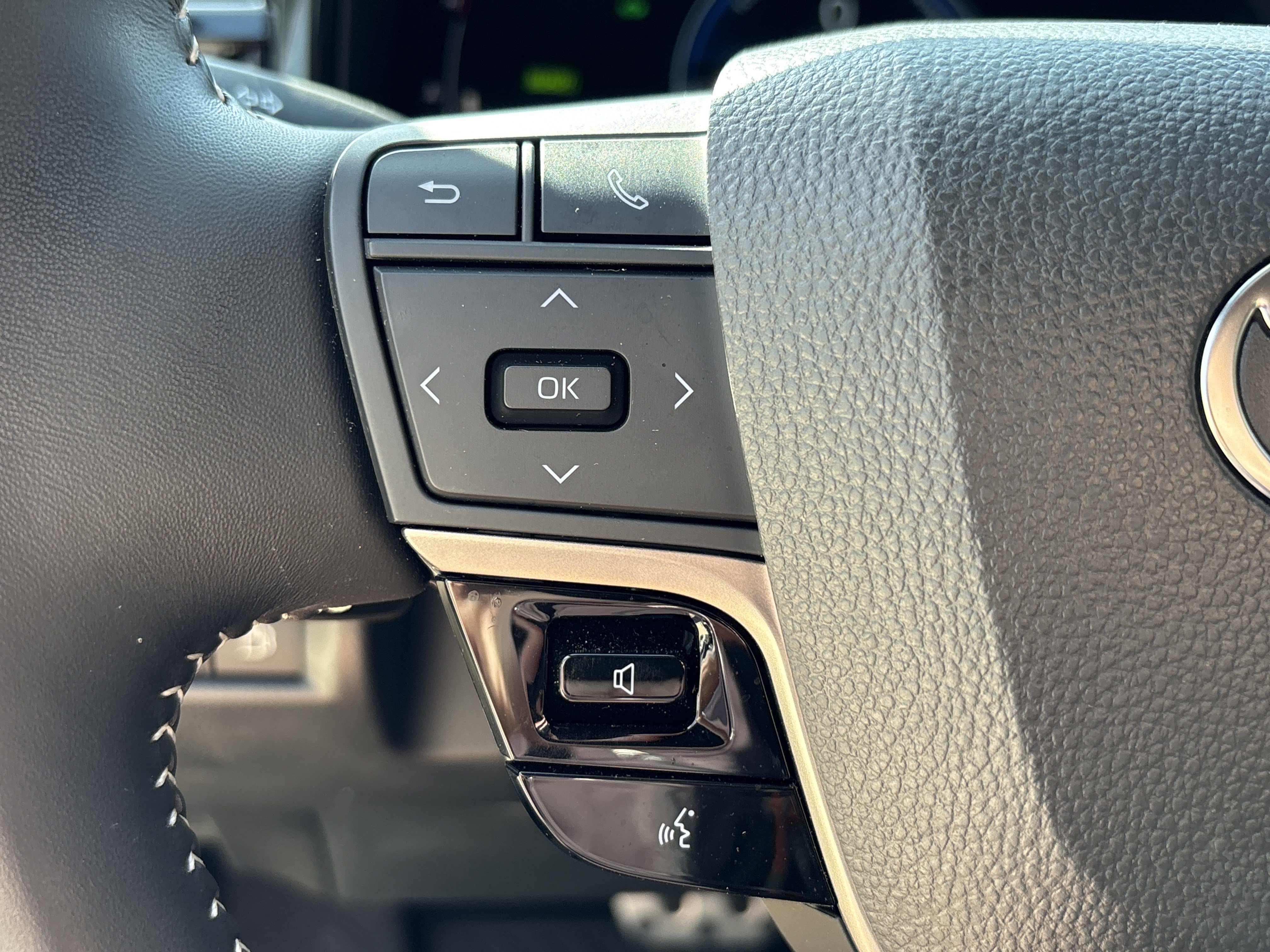Certified 2026 Toyota Camry SE FWD image 18