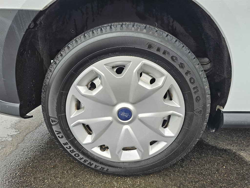Used 2018 Ford Transit Connect XL FWD image 19