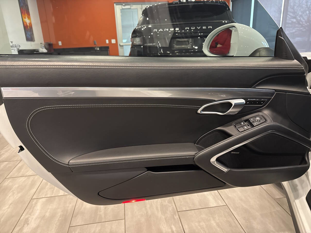Used 2019 Porsche 911 Carrera 4 w/ Sportdesign Package image 14