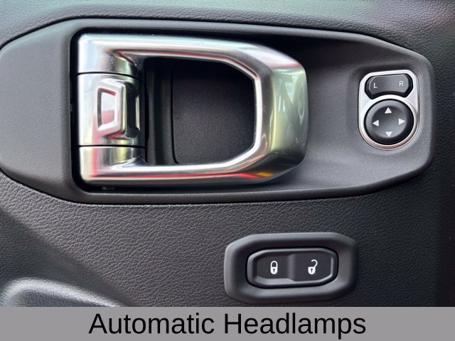 New 2026 Jeep Gladiator Sport AWD/4WD image 14
