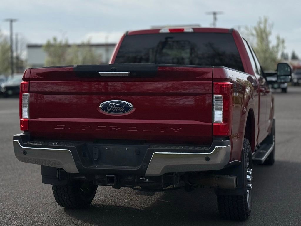 Used 2018 Ford F350 Lariat w/ Camper Package image 5