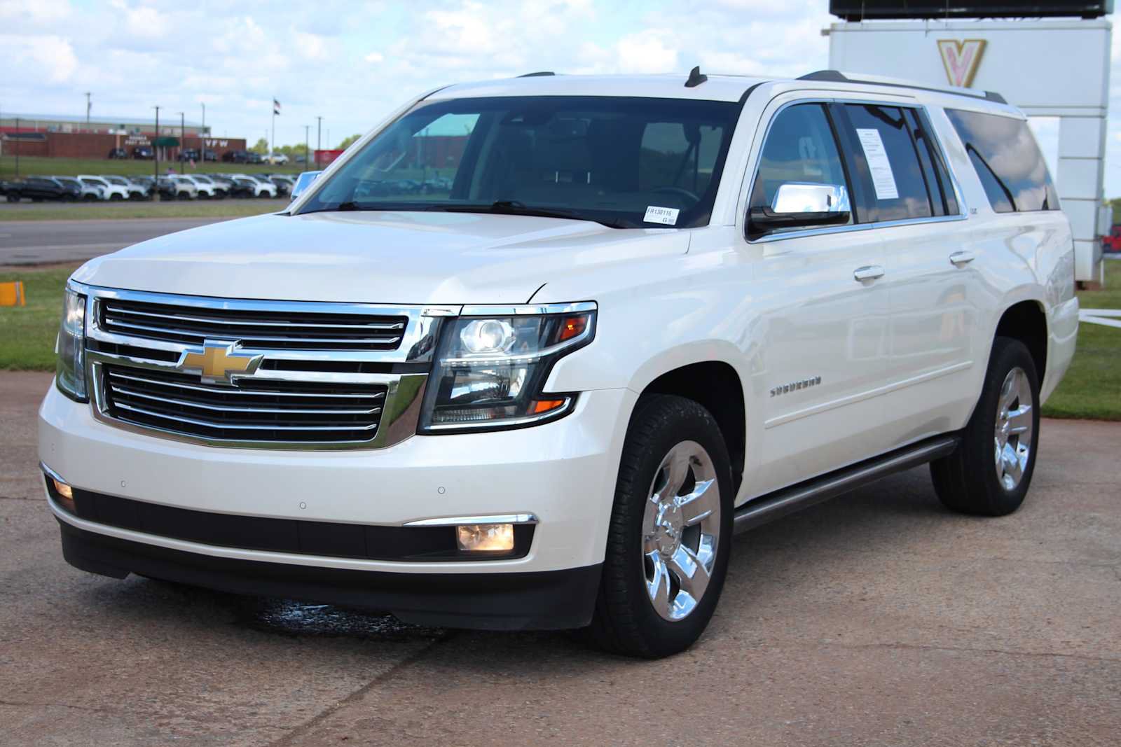 Used 2015 Chevrolet Suburban LTZ AWD/4WD image 3