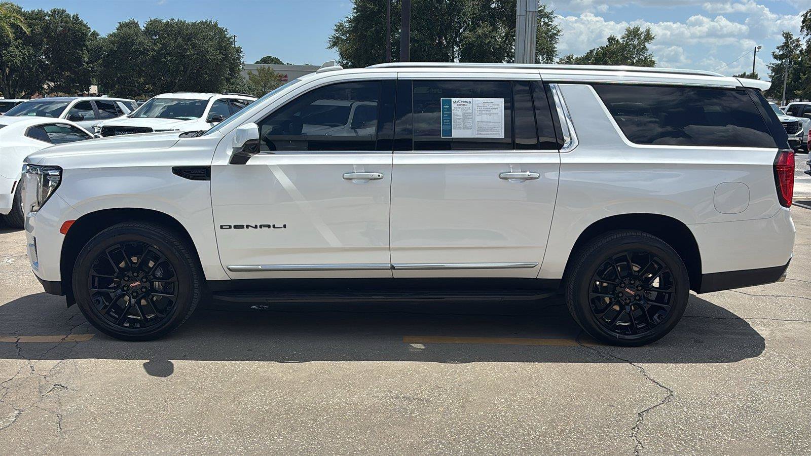 Certified 2023 GMC Yukon XL Denali RWD image 4