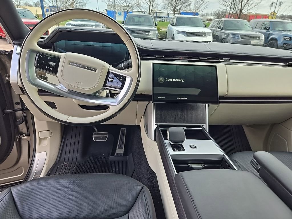 Certified 2024 Land Rover Range Rover Long Wheelbase SE image 14