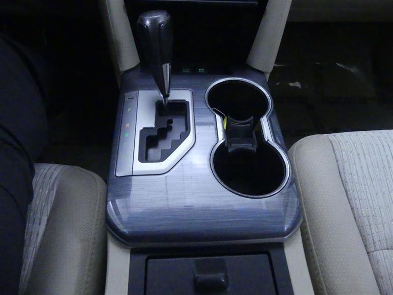 Used 2013 Toyota Camry XLE image 13