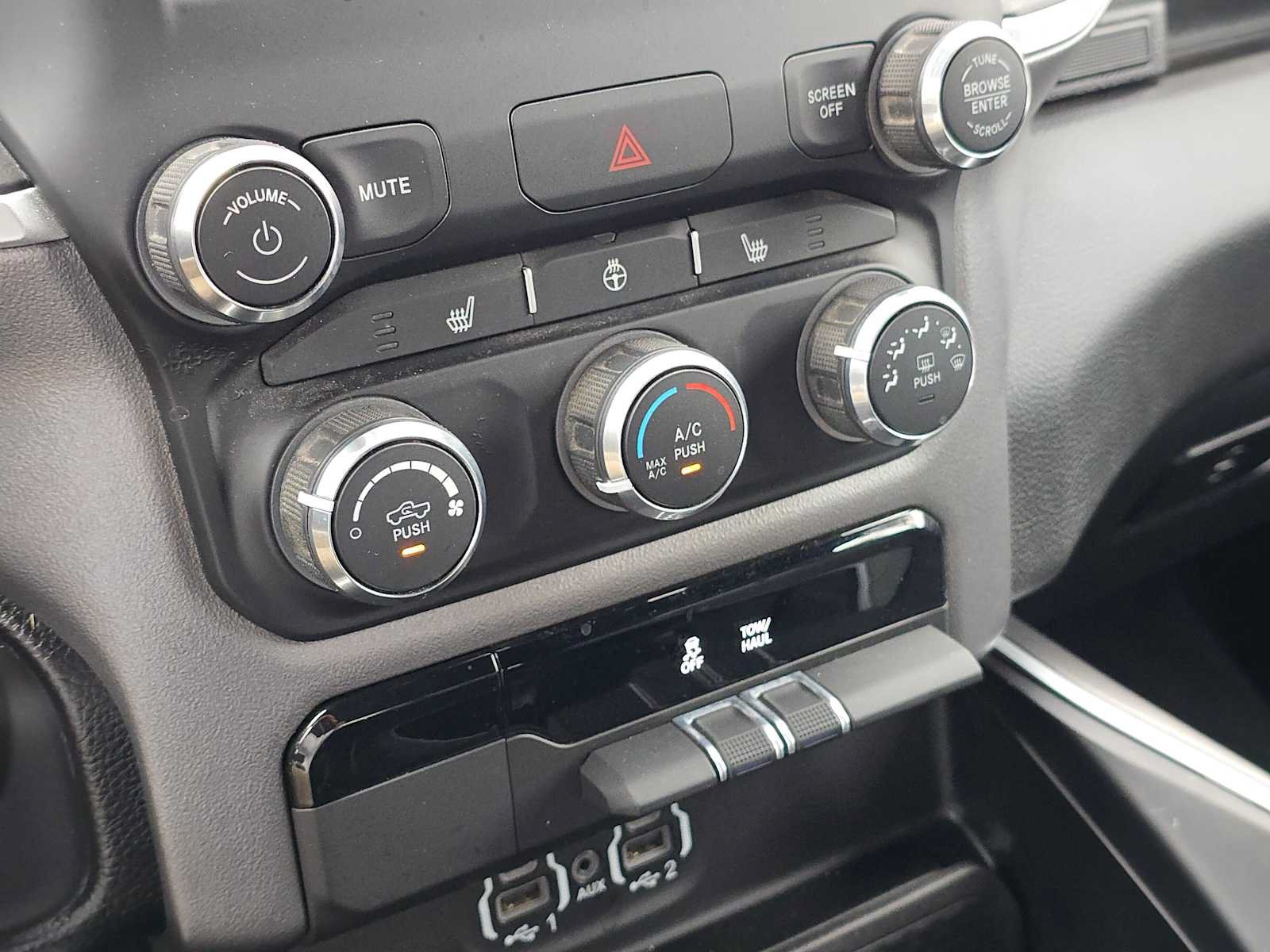 Used 2023 RAM 1500 Big Horn AWD/4WD image 33