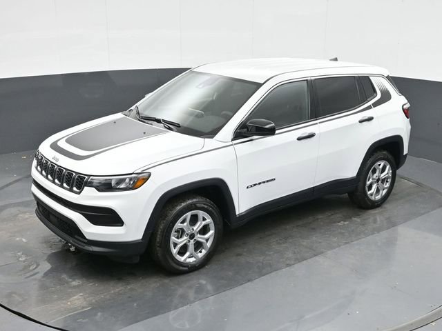 Used 2025 Jeep Compass Sport w/ Mopar Graphics Package AWD/4WD image 33