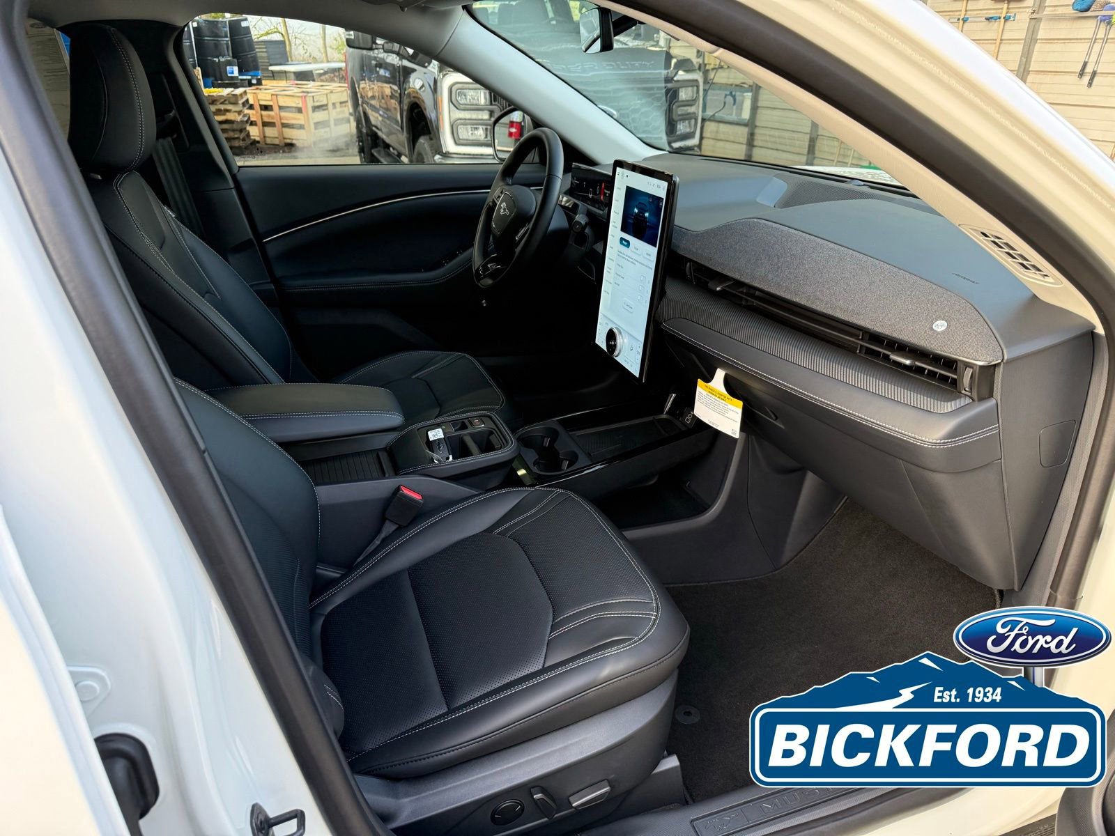 New 2025 Ford Mustang Mach-E Premium image 17