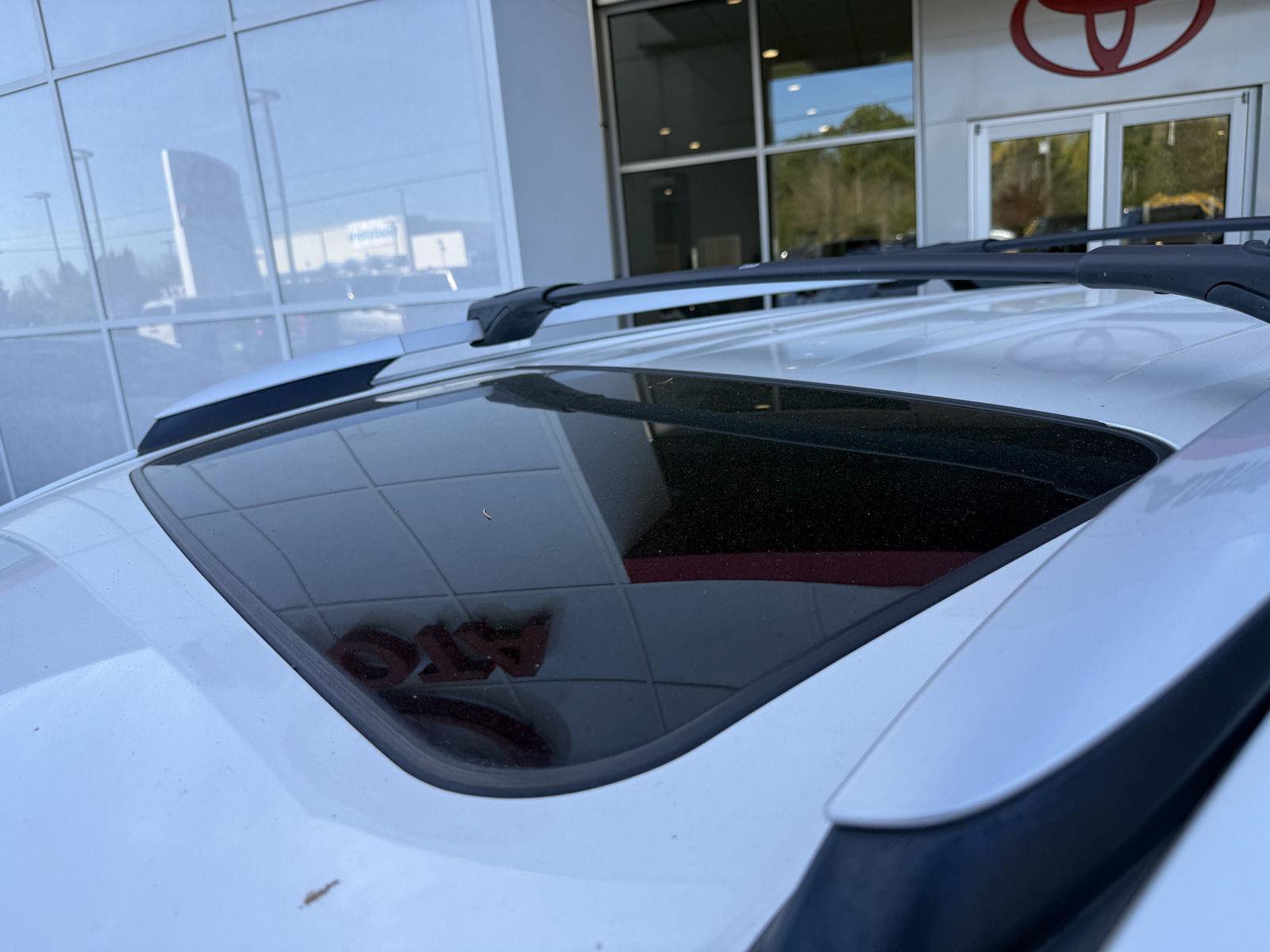 Used 2014 Toyota RAV4 Limited AWD/4WD image 38