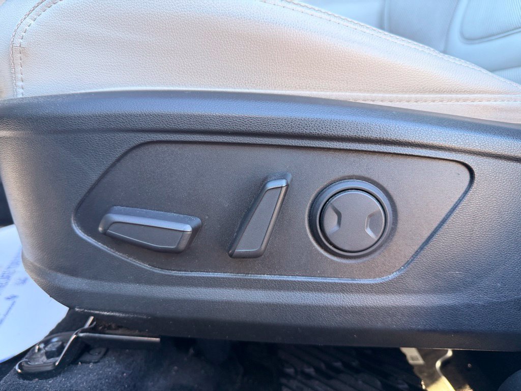 Used 2022 Hyundai Tucson Limited AWD/4WD image 26