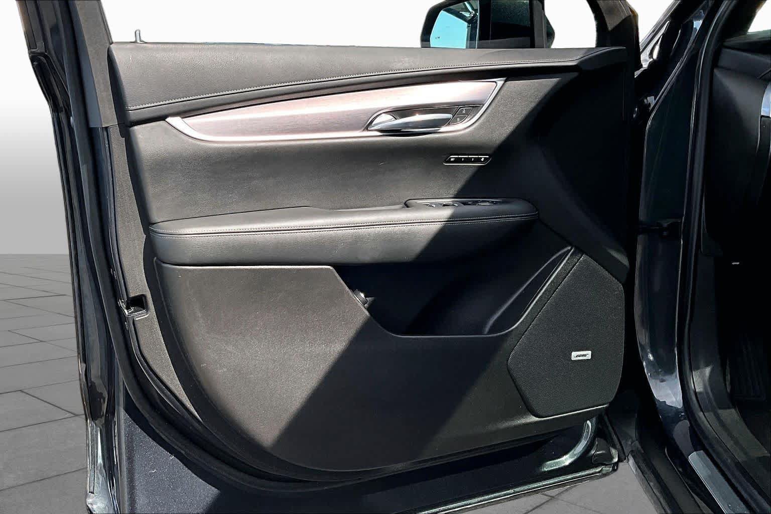 Used 2023 Cadillac XT6 Luxury FWD image 22