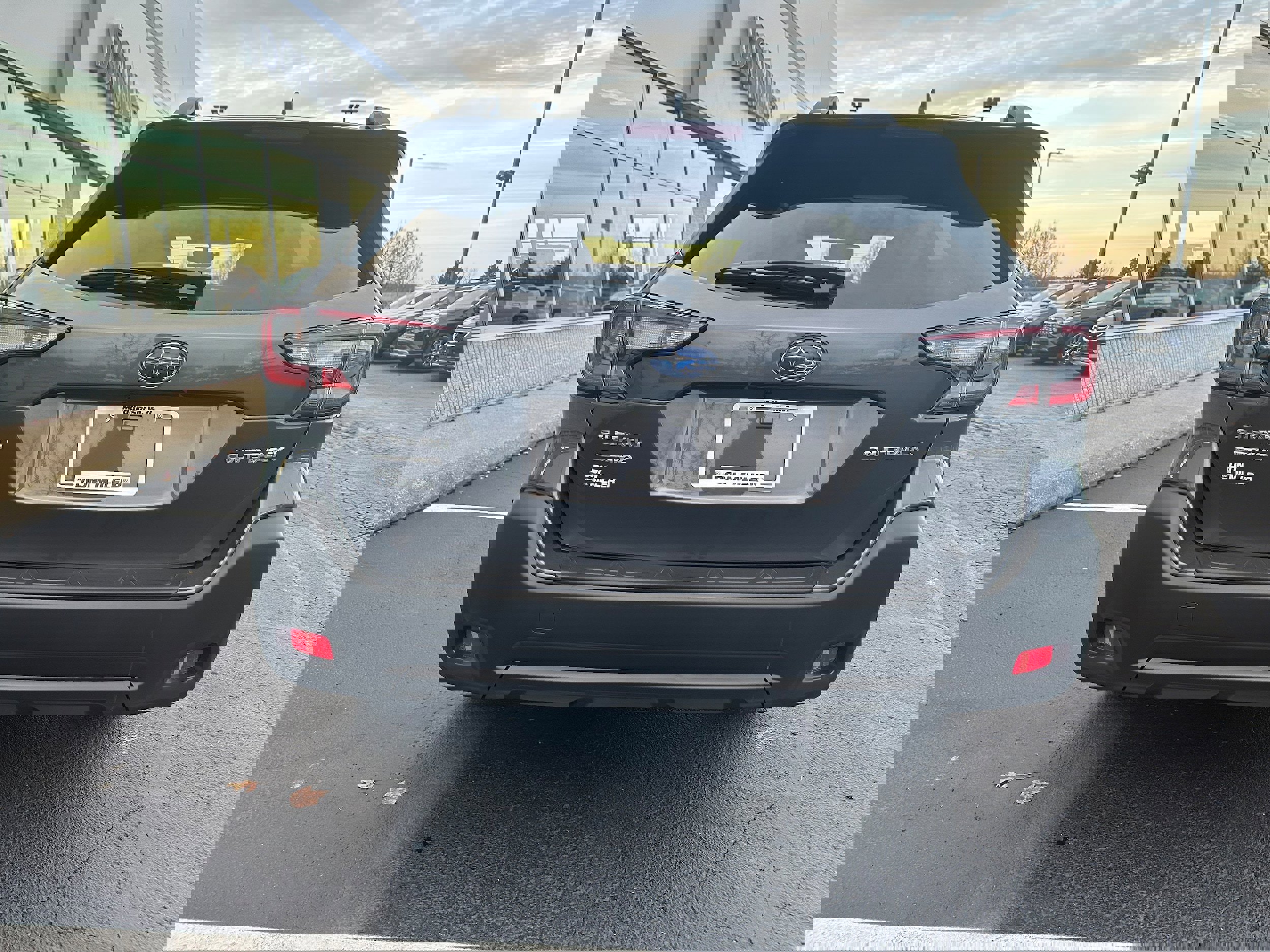 Certified 2025 Subaru Outback Premium w/ Popular Package #1 image 4