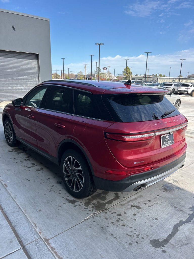 Used 2020 Lincoln Corsair FWD w/ Equipment Group 101A image 6