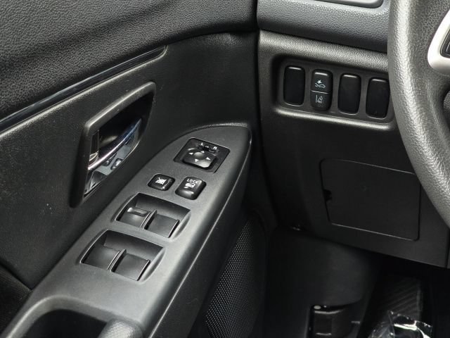Used 2022 Mitsubishi Outlander Sport LE AWD/4WD image 19