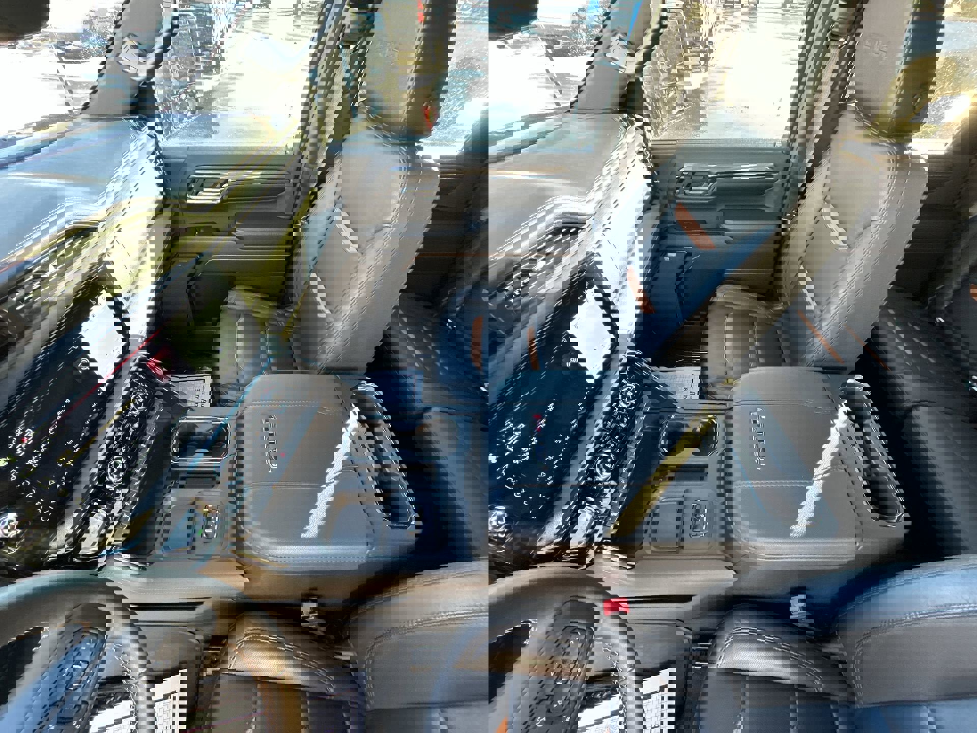 Used 2024 GMC Sierra 2500 AT4 w/ AT4 Premium Plus Package image 20