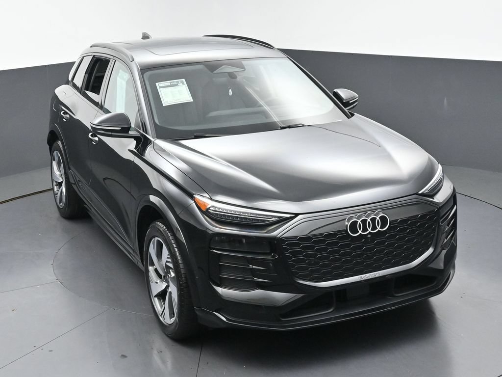 Used 2025 Audi Q6 e-tron Premium Plus w/ Premium Plus AWD/4WD image 40