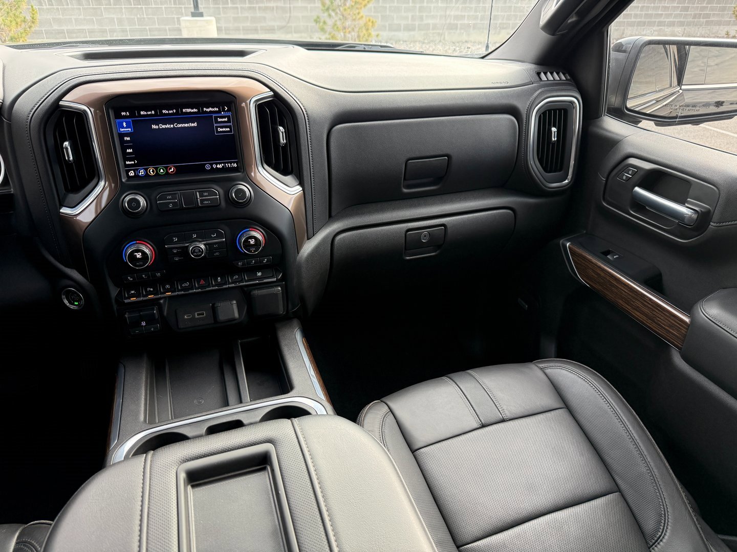 Used 2020 Chevrolet Silverado 1500 High Country w/ Technology Package image 39